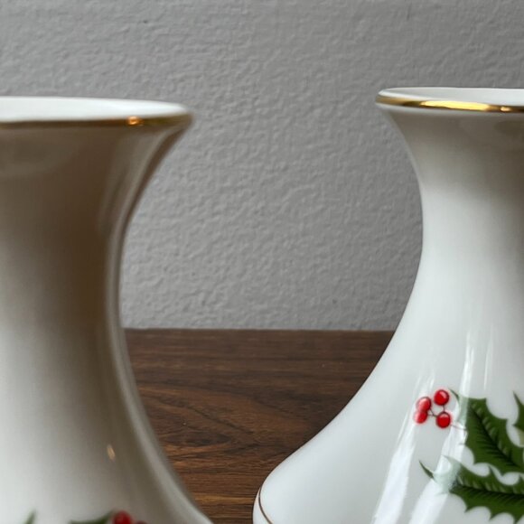 Set of 2 Porcelain Holly Christmas Candelstick Holders Japan Canadian Tire - Picture 8 of 15